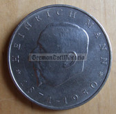 om274 - 5 - East German 20 Marks issued coin - c1971 Heinrich Mann
