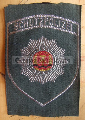 Copytec Patch Volkspolizei DDR VP – 75 Mm, Für Jacke Oder Uniform, Mit Spruch "Für Den Schutz Der Arbeiter Und Bauern Macht"