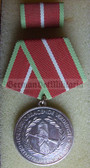 om958 - GRENZTRUPPEN DER DDR - East German Border Guards - Verdienstmedaille in Silver with case - Medal of Merit