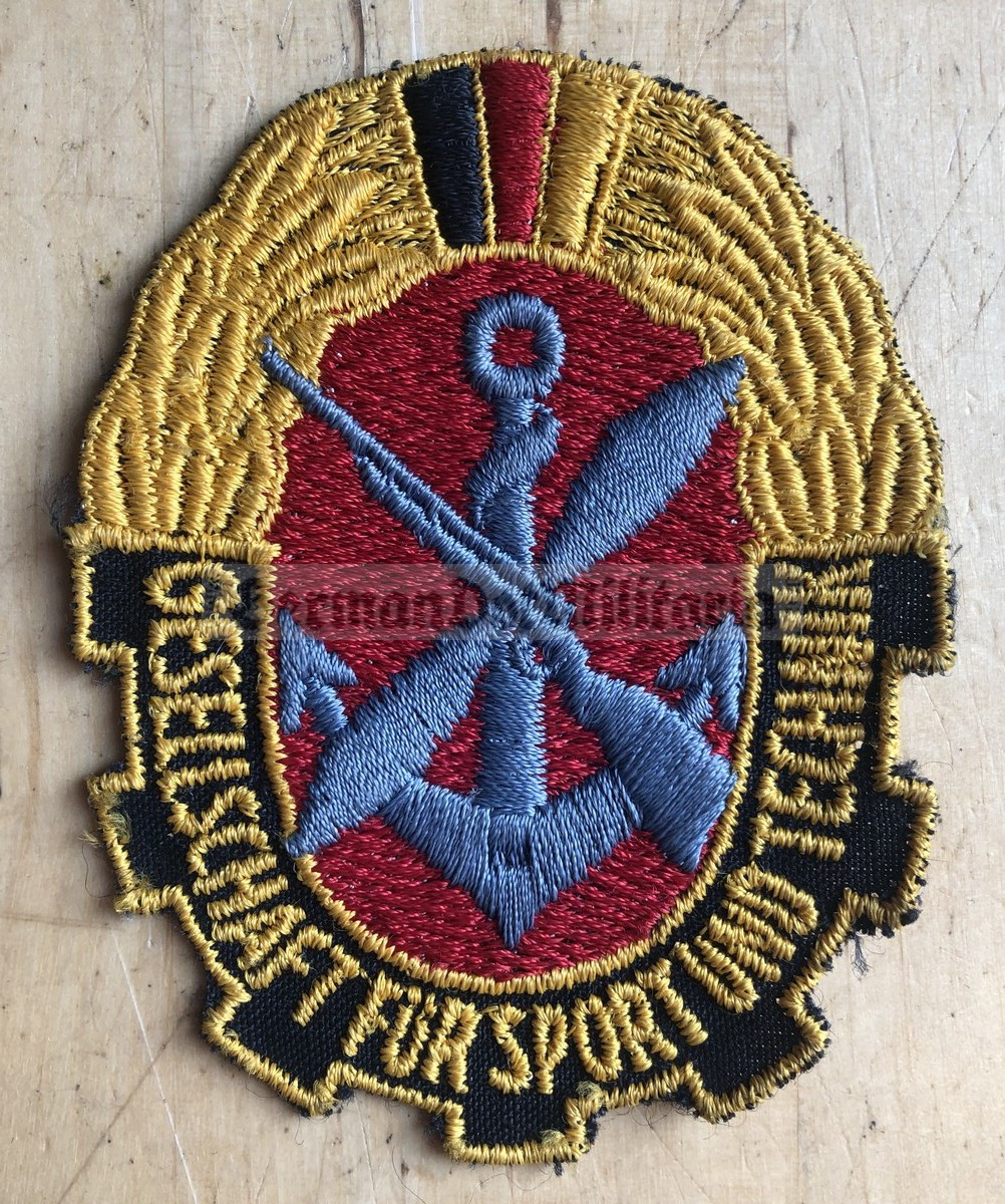 om568 - 1950s 1st type GST SLEEVE PATCH - East German paramilitary