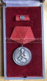 om080 - c1973 Kampfgruppen Jubilee 20th anniversary medal in original case