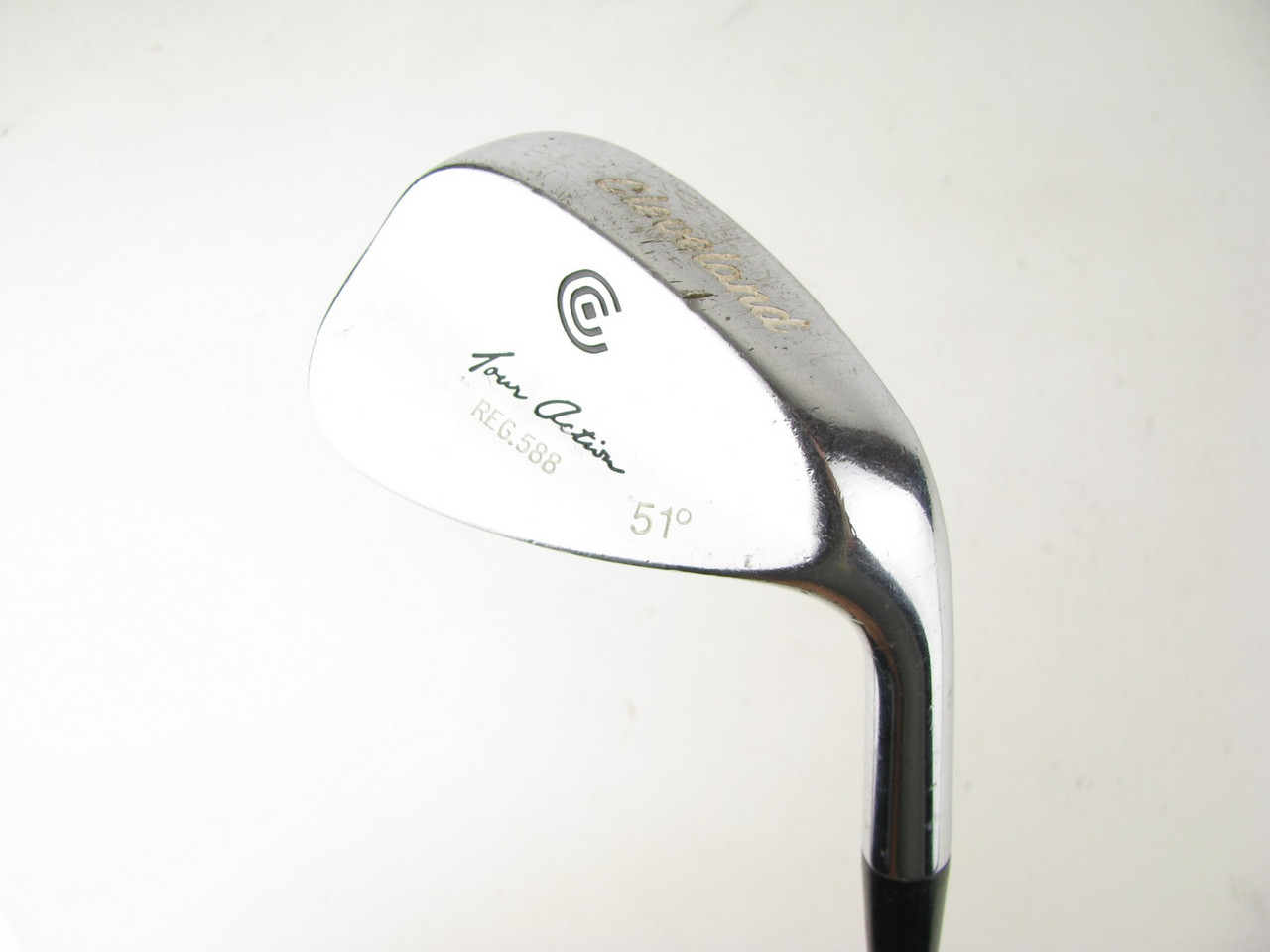 Cleveland 588 Tour Action Chrome Gap Wedge 51 degree w/ Steel (Out of