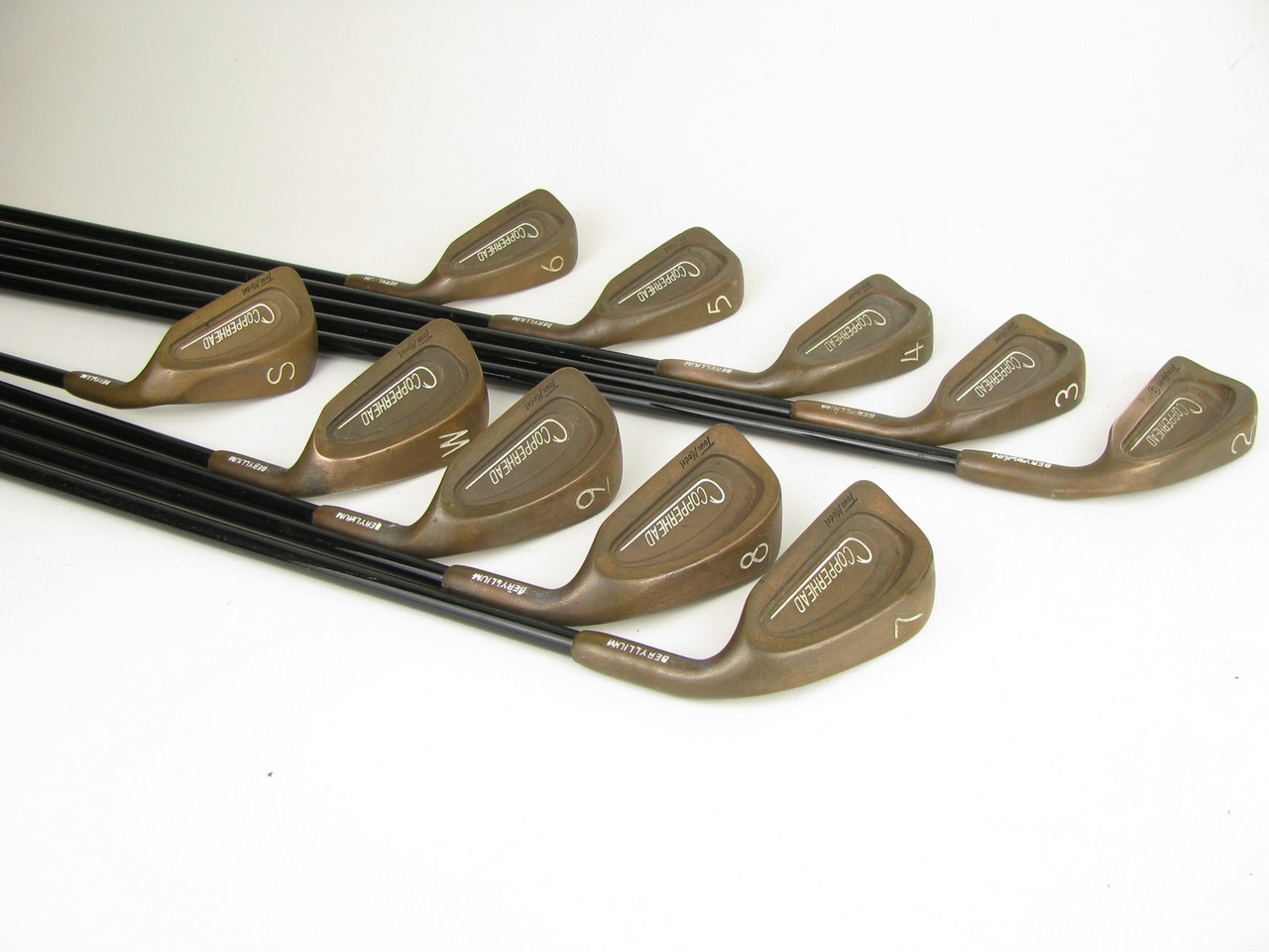 Copperhead Tour Model Beryllium iron set 2PW+SW w/ Graphite Regular