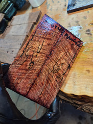 Mango curly stabilized scales red 1.20.2025.1