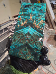 Maple Burl stabilized scales blue 1.20.26.00b9 XL