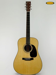 Martin HD-28 Standard, Natural, w/case