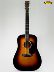Martin D18 1935 Gloss Sunburst w/case