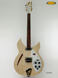 Rickenbacker 330 MapleGlo with case