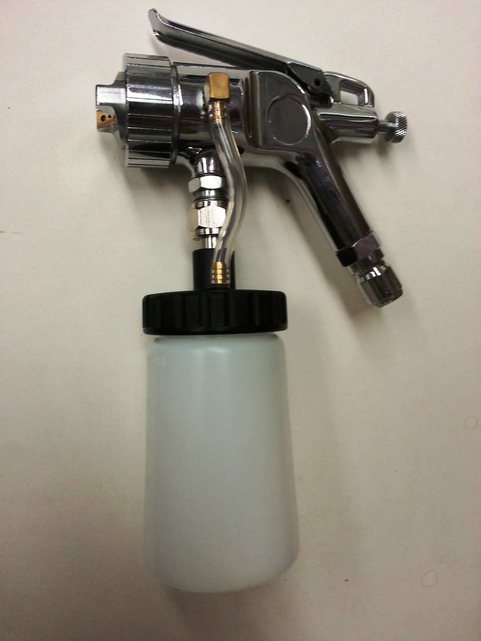 Sprayfine turbine touchup gun/cup Turbine Products LLC