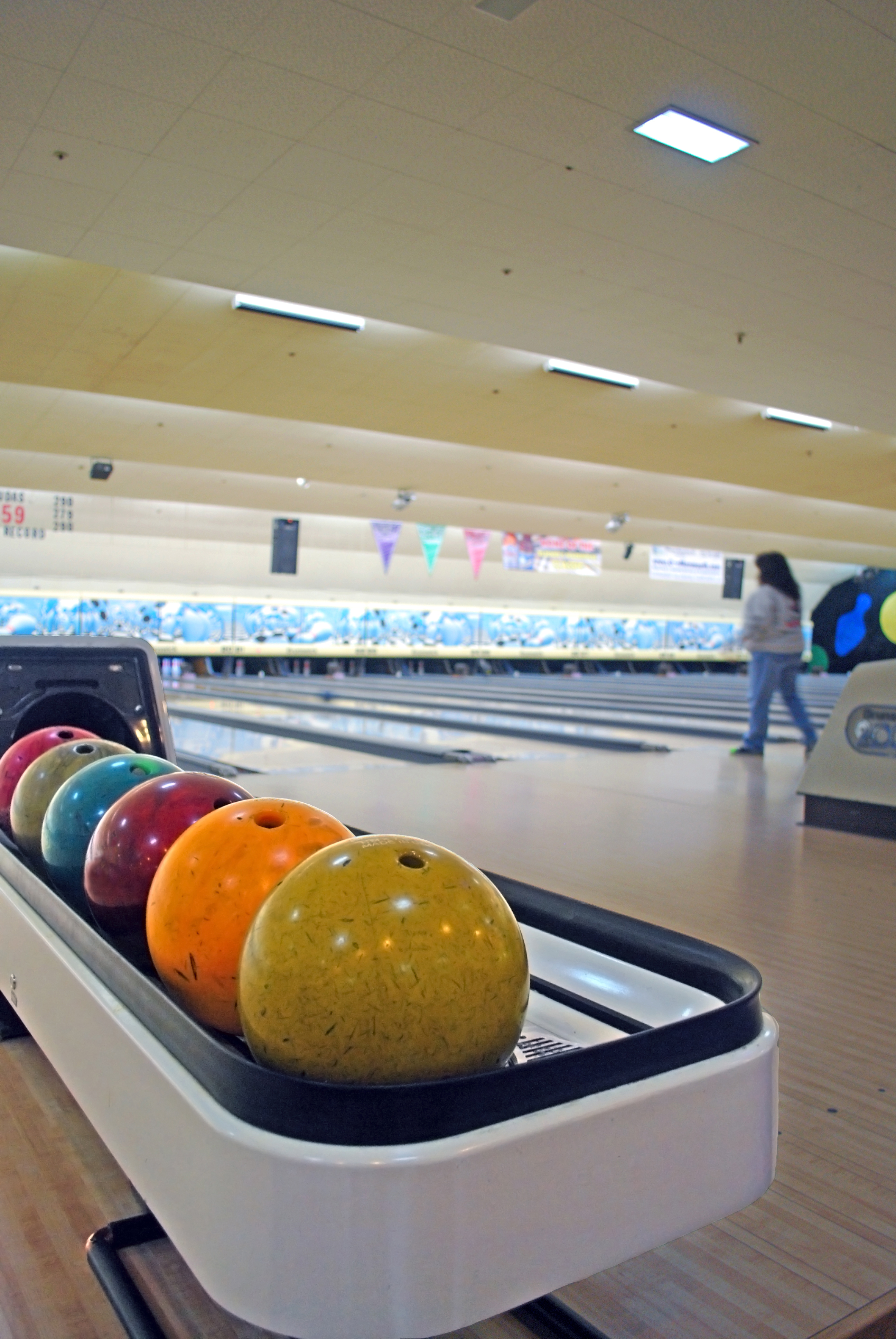 5 Most Common Types of Bowling - Striker Wrist Support