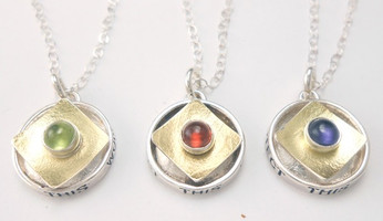 PROTECT BOX ROUND NECKLACE with 18KT GOLD