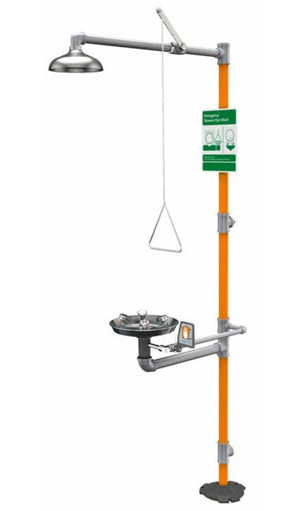 A photograph of a gbfvr1909 Guardian vandal-resistant safety station wit Widearea™ eye/face wash and stainless steel bowl.