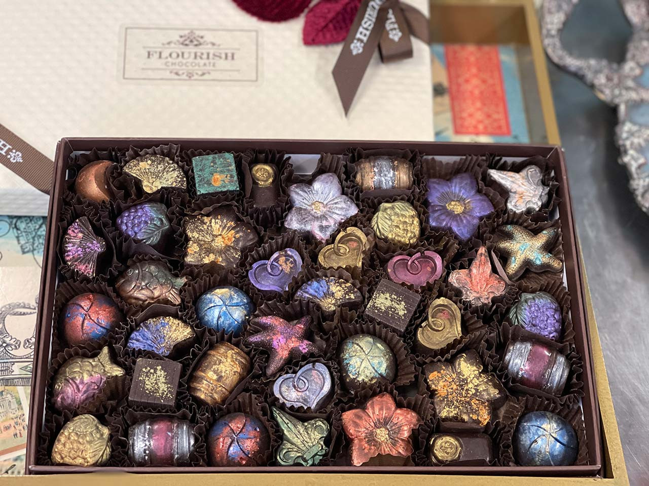 Yuko　メディカルブレス　４袋 Jewel Box, Large - Flourish Chocolate
