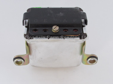 Control Box (Voltage Regulator) Bullet Connector Eyelet Mount