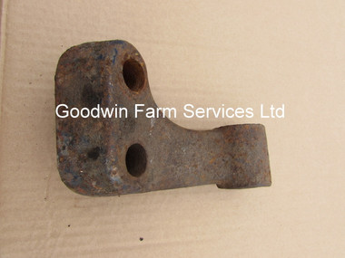 Stabiliser Bracket LH (Leyland) USED - UP116LB