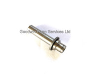 Exhaust Valve Guide - W443