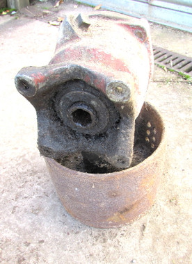 Belt Pulley Ferguson TE20 range 1 1/8 6 Spline PTO. Used but slight wear on spline but removed from working tractor. UP342