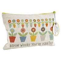 Riley Blake Designs - Lori Holt of Bee in My Bonnet - Gingham Garden Large Canvas Zipper Pouch