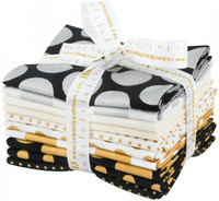 Robert Kaufman Fabric - Fat Quarter Bundle - Spot On Metallic Colorstory