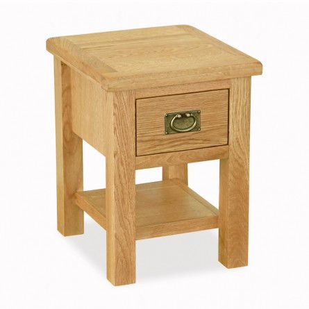 A classic collection of compact oak furniture. Special attention has been paid to design and size of each piece, tailoring the range for the smaller Irish home. The pieces in this collection offer the consumer the flexibility to furnish even the most compact living spaces