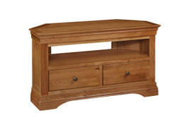 The range is an absolute must have. This piece is beautifully hand-crafted with solid oak, that will give the impression of rustic, bright and elegant taste to any household.