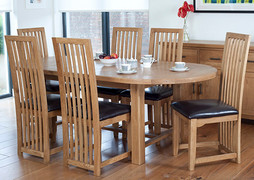 Solid Oak & Oak Veneer.