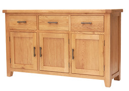 Solid Oak & Oak Veneer.