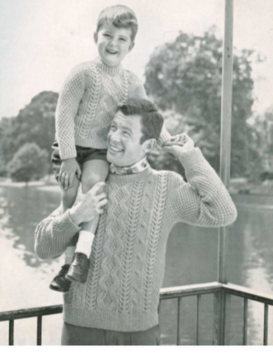 Unisex Adult and Childrens Aran Sweater