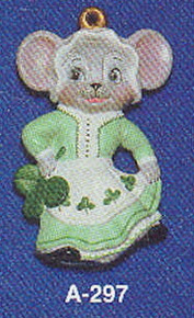 A-297 Shamrock Girl Mouse