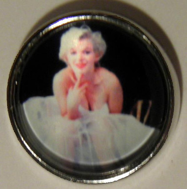 Marilyn Monroe in Famous White Dress Snap Jewelry Charm, 18mm