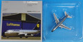 HE524452 Herpa Wings Lufthansa B737-200 Model Airplane