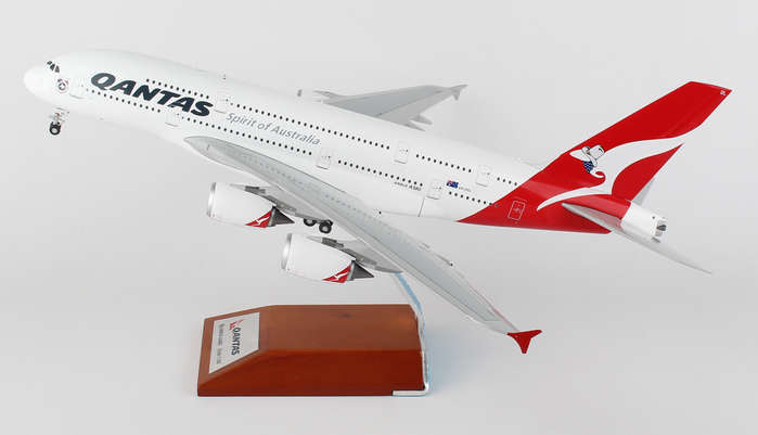 JC2QFA876 Jc Wings 1:200 Qantas (Australia) A380-800 Model Airplane