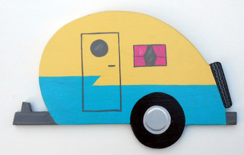 RETRO TRAVEL TRAILER - Wall Cutout  WAS $40...NOW $20