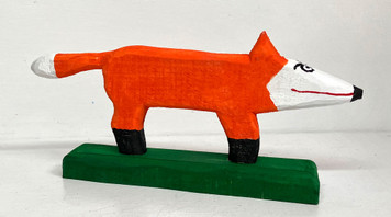 FOX WOOD CARVING by Minnie Adkins. (11)