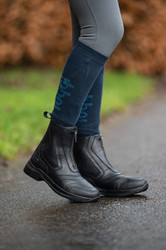 Toggi Ludlow Boots - Black - Lifestyle