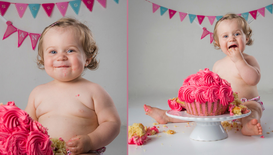 Adorable pink cakesmash 1st birthday images by Emotion Studios of Shropshire 