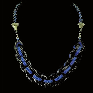 Handmade jewellery black and blue beaded chain necklace