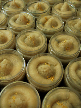 The Cartographer Wasp Sorbetto Emulsifying Sugar Scrub SAMPLE SIZE - Varnished Oak, Benzoin, Cassia, Vanilla Oud...