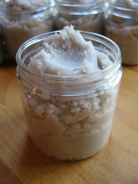 Dead Leaves on the Dirty Ground Sorbetto Emulsifying Sugar Scrub - Dry Leaves, Bonfire Smoke, Frost... Weenie Limited Edition