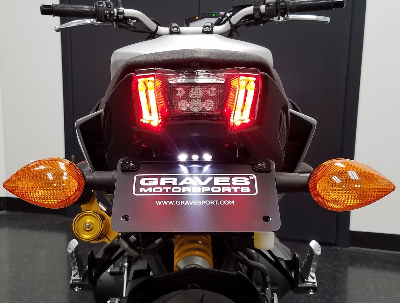 Graves Engine Block off plates Yamaha FZ-09 FZ09 2014-2018 MT09 FJ09