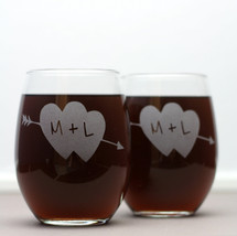 Personalized Engraved Stemless Wine Glasses Couples Gift with Initials in Heart with Arrow (Set of 2)