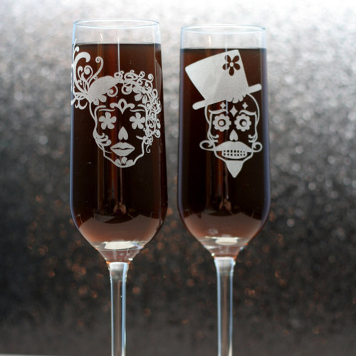 Engraved Wedding Champagne Flutes with Sugar Skull Couple - Modern Style