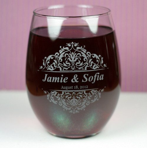 Engraved Wedding Wine Glasses with Baroque Theme (Set of 2)