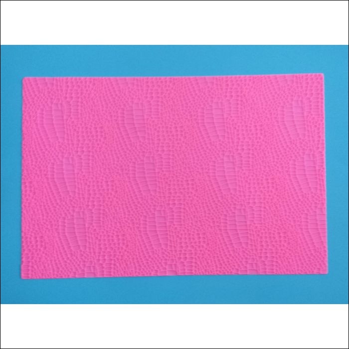 Alligator Crocodile Silicone Texture Mat 22 1 2 X 15 Cake Decorating Supplies Cake Supplies Plus Com