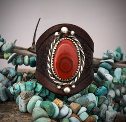 <<Crimson Lagoon>> Crazy Lace Agate Leather Ring (Dark Brown)