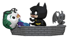Funko POP! DC Comics Comic Moments Batman 80th Anniversary: Batman & Joker (1989) Vinyl Figure - Damaged Box / Paint Flaw