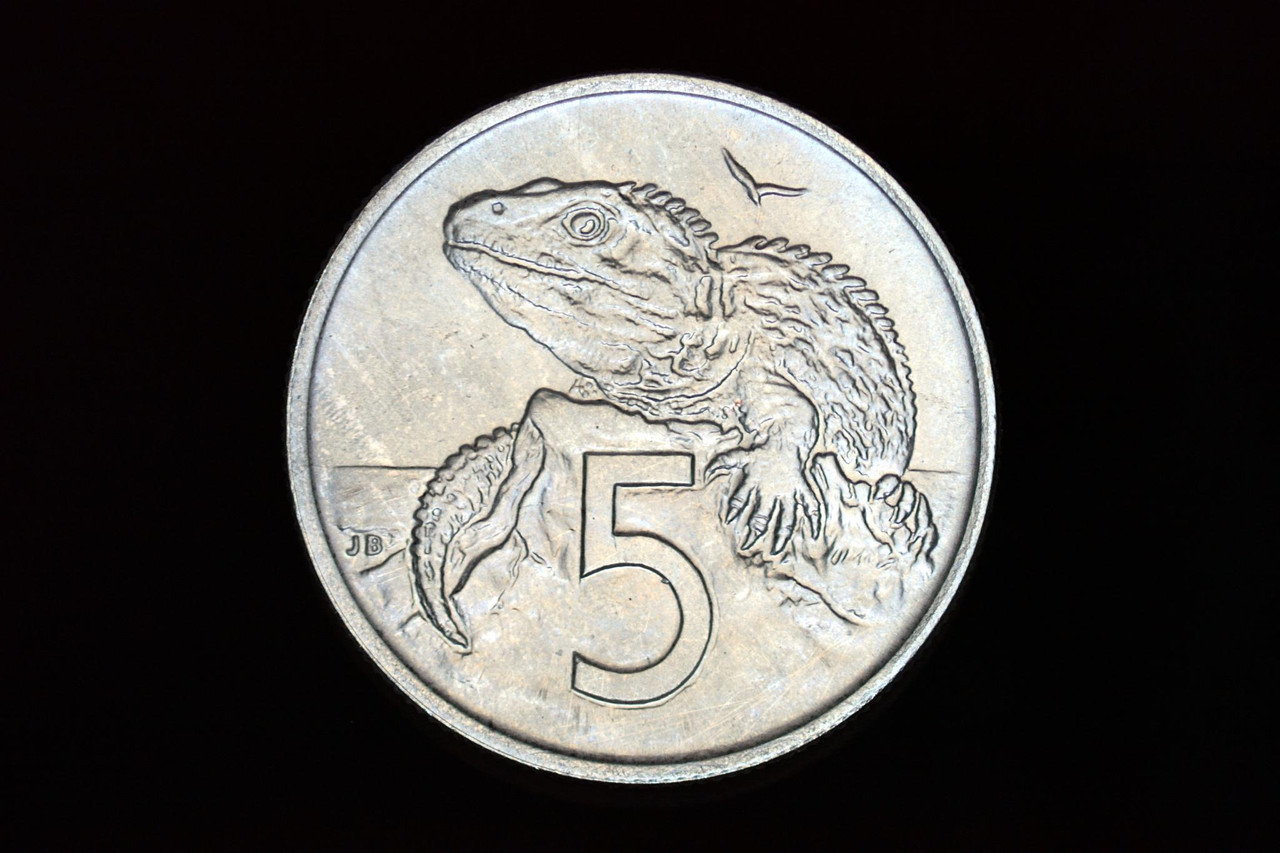 New Zealand 1972 Five Cents KM34 Uncirculated Oceanic Mint New Zealand 1972 Five Cents KM34 Uncirculated Oceanic Mint
