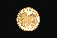 Fiji - 1998 - Ten Dollars - Gold - Discovery Of Mining - KM97 - Unc (OM-A2934)