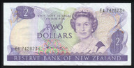 New Zealand - $2 Star Note - Hardie - EA742823* - Fine