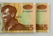 New Zealand - $5 - Bundle x50 Consecutive Banknotes - Brash - AF Prefix - EF
